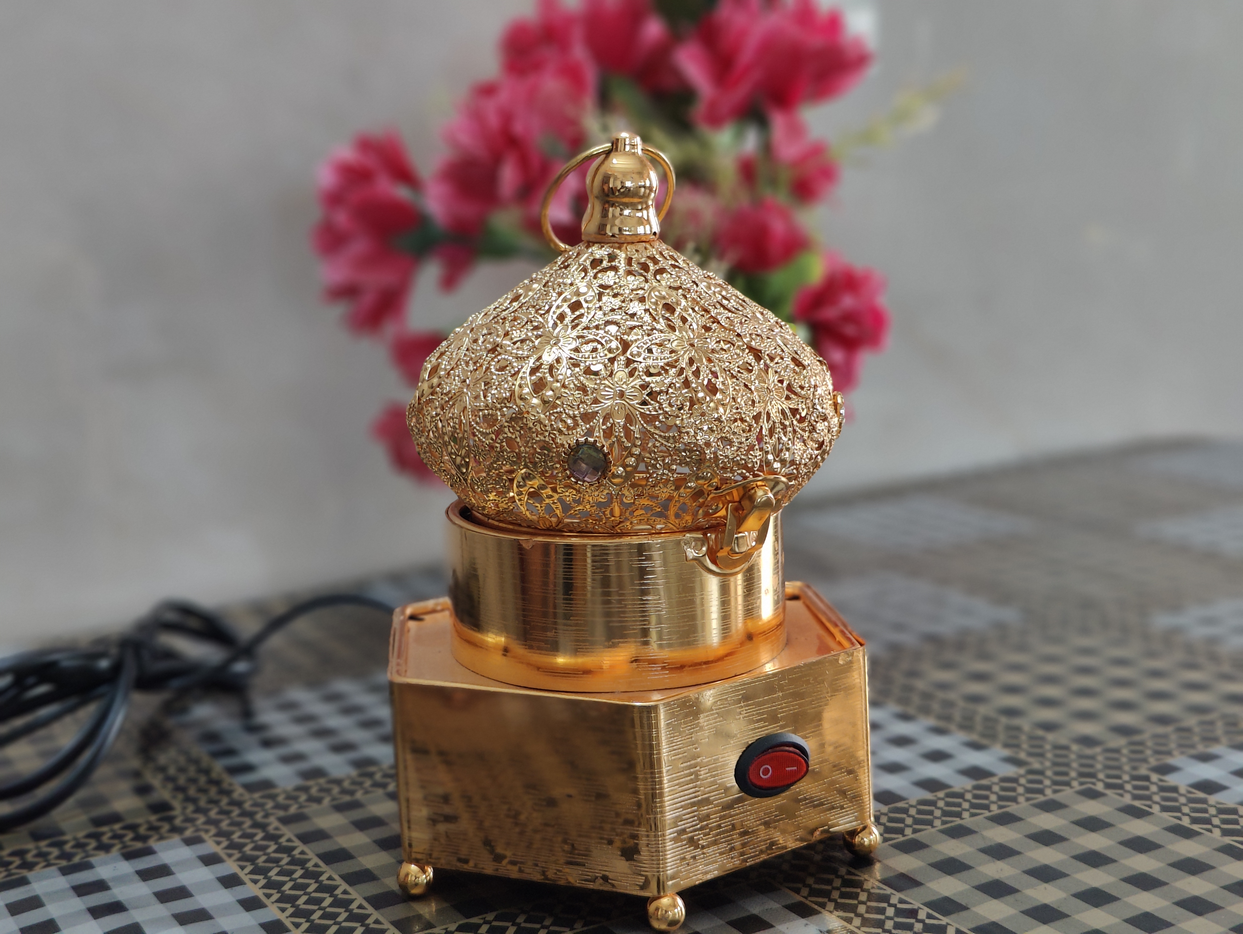 Oudh Burner
